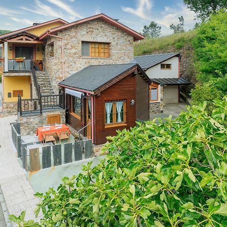 Apartamentos Rurales Tin Turismo 산타 율라리아 드 오스코스 외부 사진