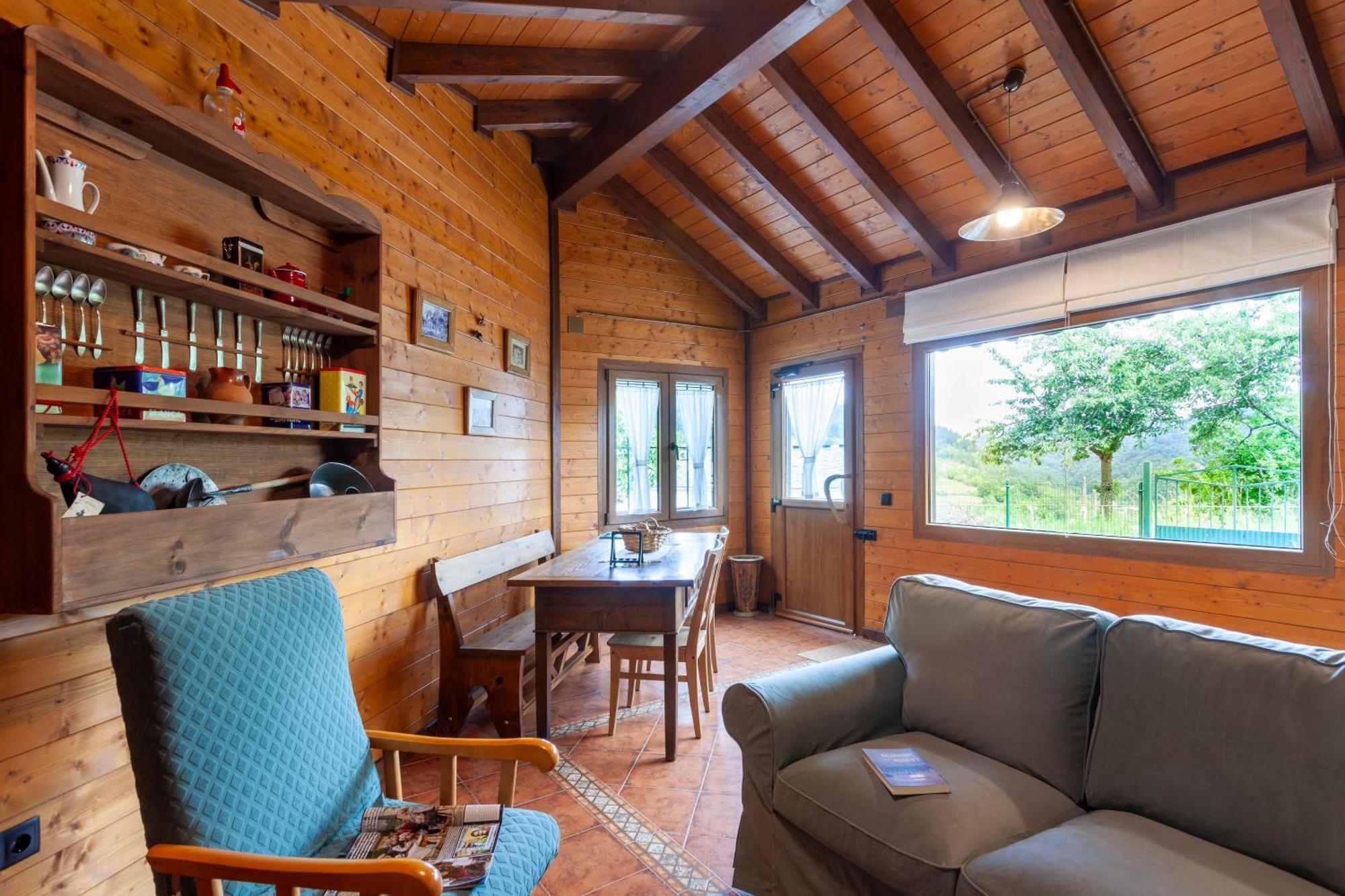 Apartamentos Rurales Tin Turismo 산타 율라리아 드 오스코스 외부 사진
