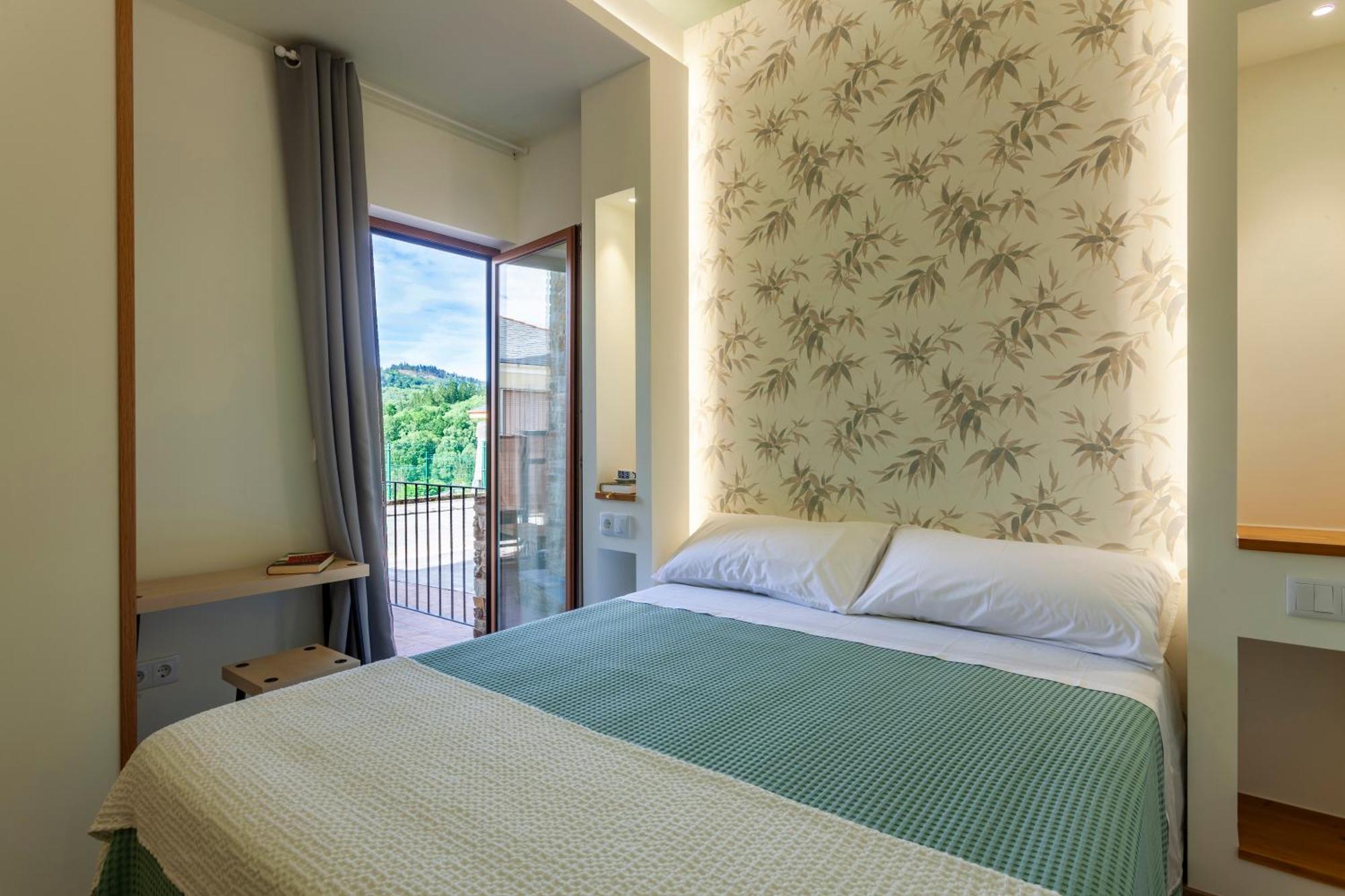 Apartamentos Rurales Tin Turismo 산타 율라리아 드 오스코스 외부 사진