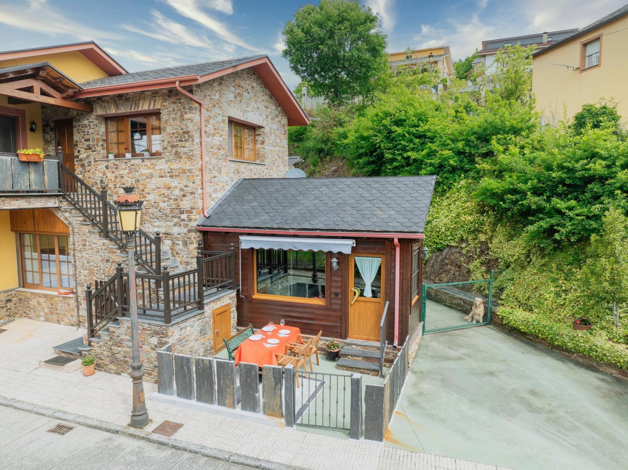 Apartamentos Rurales Tin Turismo 산타 율라리아 드 오스코스 외부 사진
