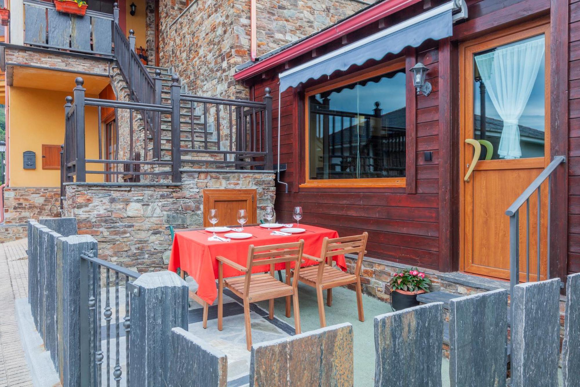 Apartamentos Rurales Tin Turismo 산타 율라리아 드 오스코스 외부 사진